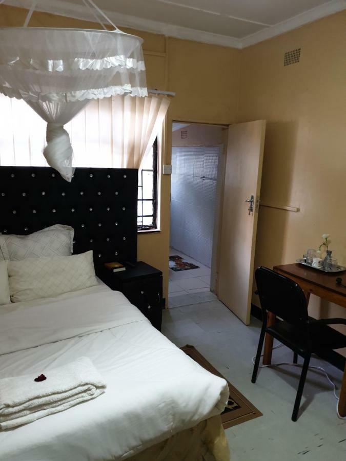 The Oasis Evergreen Lodge Choma Екстериор снимка