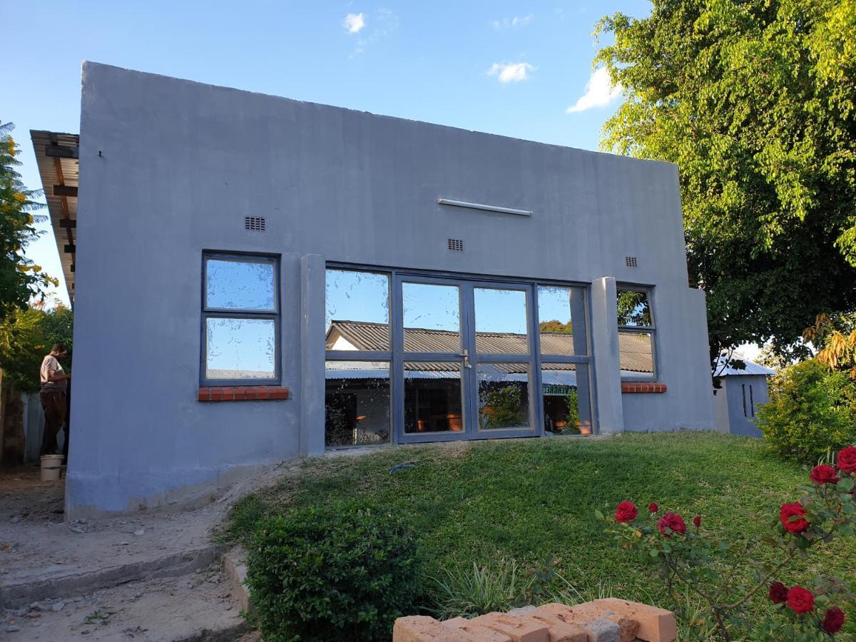 The Oasis Evergreen Lodge Choma Екстериор снимка